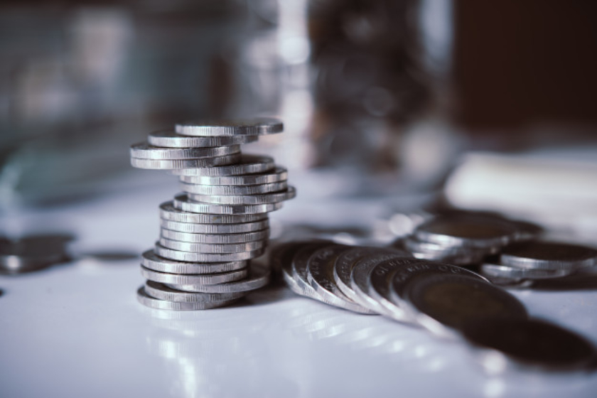  Assessing ESG compliance and performance for an impact investing fund’s portfolio companies 