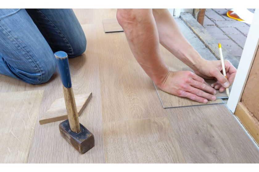 Competitive benchmarking of players in the home improvement market